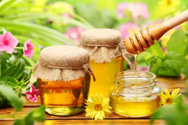 Can honey cure ragweed allergies